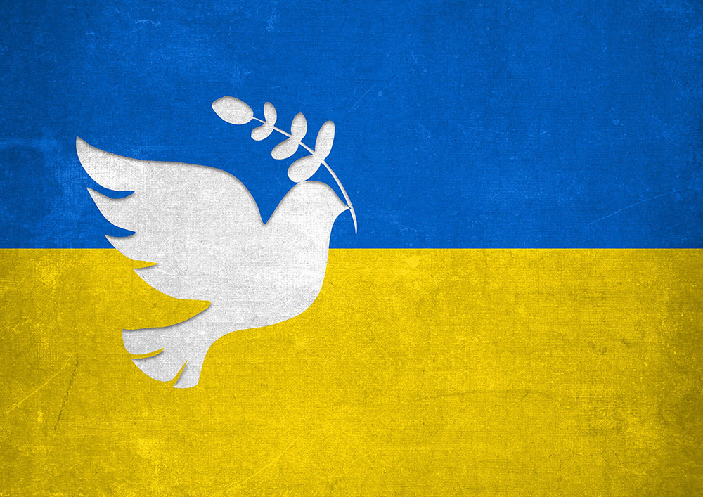Ukraineflagge mit Friedenstaube